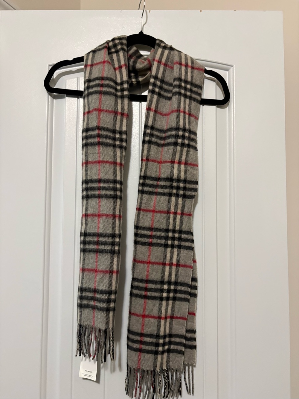 Vintage Burberrys of London Scarf, 100% cashmere